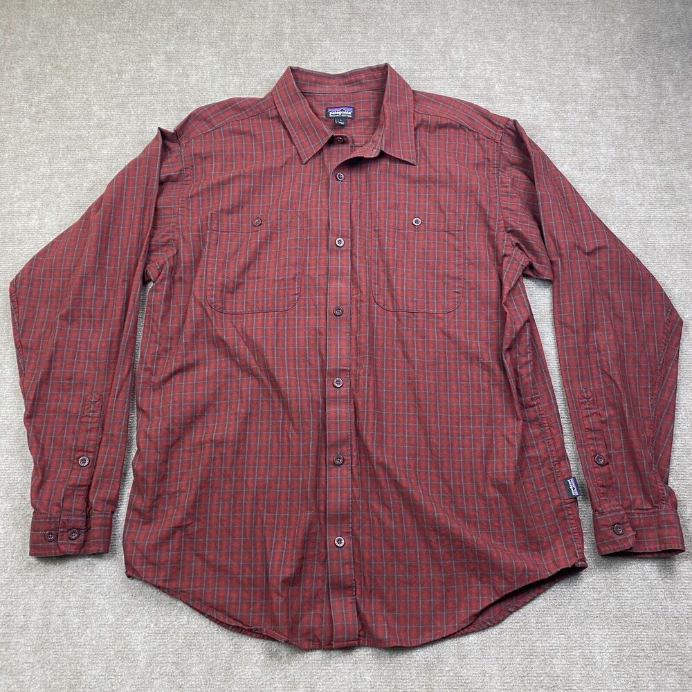 Patagonia Organic Cotton red size Large Men's Flannel Shirt